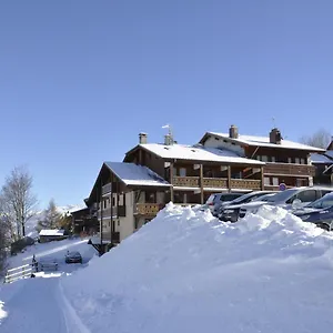 ** Hotel L'aigle Rouge France